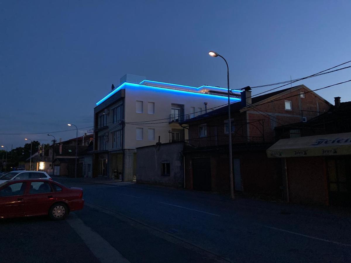 Gradiska Apartment Luaran gambar