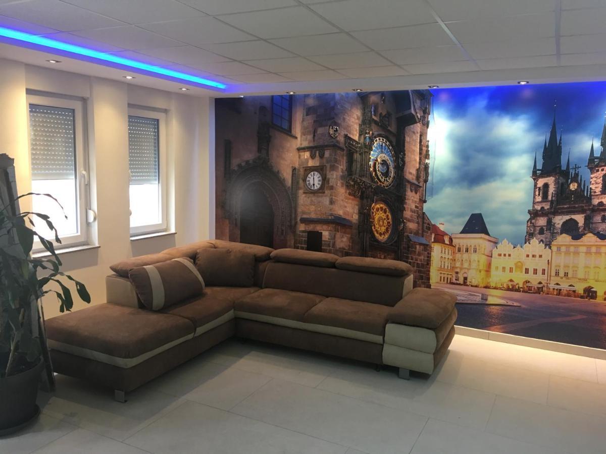 Gradiska Apartment Luaran gambar